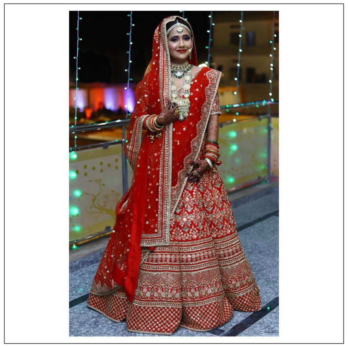 Green jewellery on on sale red lehenga